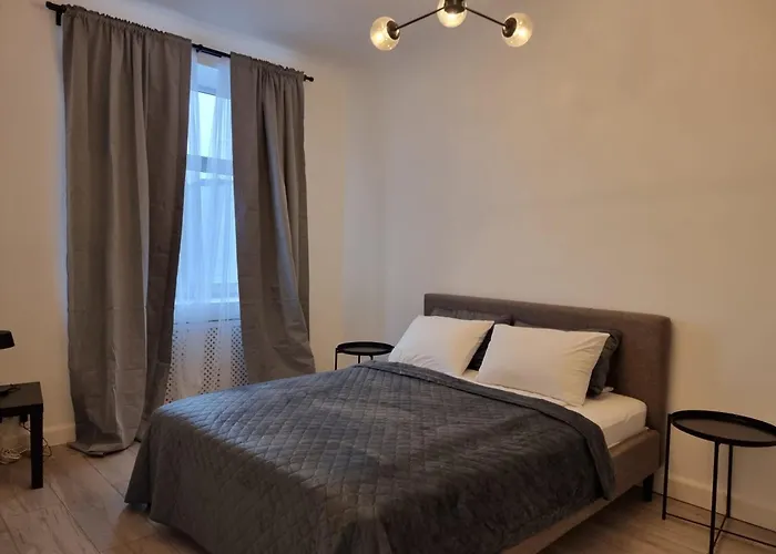 City Inn River View 2 Bedroom Apartment With Parking